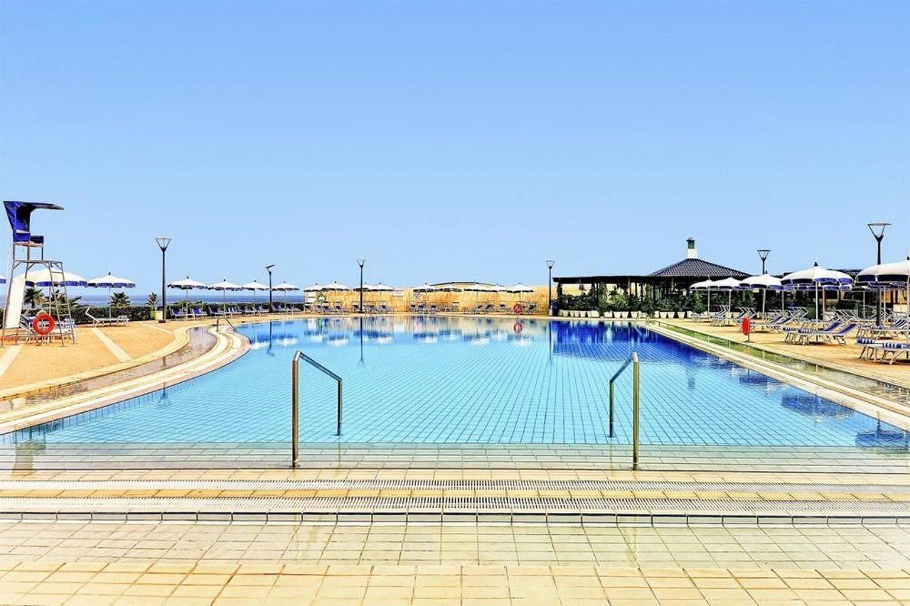 Sheraton Club Des Pins Resort Exterior photo